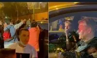 حمله به سرمربی بارسا؛ فرار کومان از دست معترضان!