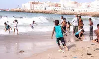 آب تنی با چاشنی جنگ و کمبود غذا