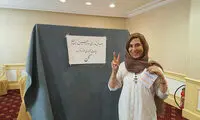ستاره سینمای ایران در حوزه رأی گیری کن فرانسه