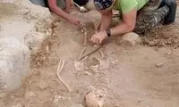 پیدا شدن اسکلت کودک «خون‌آشام» ۴۰۰ ساله با پاهای بسته