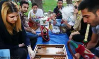 عکس: دود، آب،آتش و دختر و پسرهای ایرانی