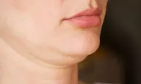 از غبغب خجالت نکش، آبش کن!