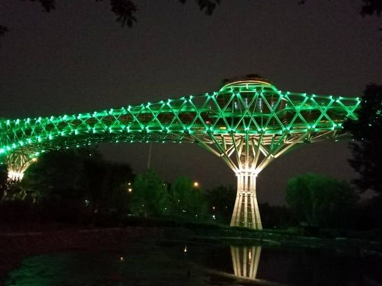 پل طبیعت تهران سبز شد