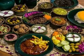 منوی عجیب یک رستوران در رشت جلب توجه کرد