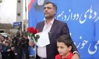  رقص دو زن محلی در ستاد یک منتخب مجلس 
