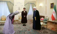 تقدیم استوارنامه‌های سفرا به روحانی