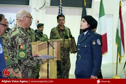 عکس: اولین خلبان جنگی زن در افغانستان