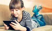 تبلت را چگونه از کودک مان جدا کنیم؟