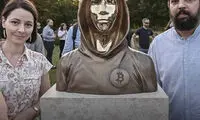 رونمایی از مجسمه خالق بیت‌کوین در مجارستان