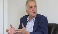 نظر مجری صندلی داغ در مورد حقوق کلان