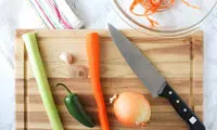 مهارت آشپزی؛ نحوه استفاده از چاقو