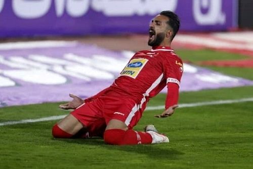 مهاجم پرسپولیس راهی بیمارستان شد