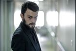 خوش و بشِ بازیگر زخم‌ کاری و علی شادمان در ختم پدر عباس جمشیدی‌فر