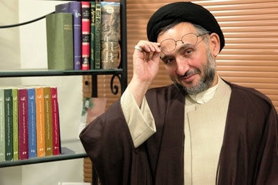ابطحی: احمدی نژاد اشتباهی بود