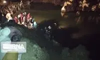 واژگونی وانت تویوتا ۱۵ کشته و زخمی برجا گذاشت