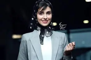 عکس بی‌حجاب لاله مرزبان روی پوستر یک فیلم جنجالی شد!