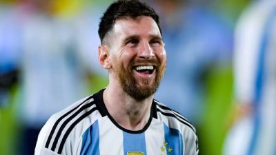 حرکت دیدنی لیونل مسی در بازی با اروگوئه