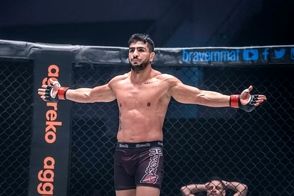 سلام نظامی یک ایرانی در مسابقات MMA
