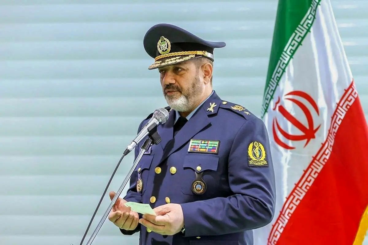   هشدار وزیر دفاع: تمام پایگاه‌های آمریکا در دسترس ماست 