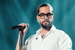 واکنش عجیب حامیم به کادو گرفتنِ عروسک لبوبو!