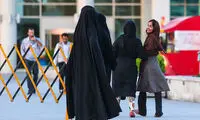 کلینیک ترک بی‌حجابی؛ یعنی دختران را به تخت می‌بندید؟