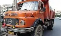 ویدئو دلخراش از برخورد کامیون با چند خودرو