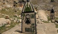 این سنگ‌ها مثل یک شاعر یاد زنان ایران را جاودانه می‌کنند