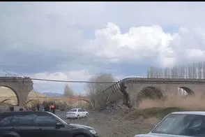 حمله هوایی به پل راه آهن روستای امین‌آباد زنجان 