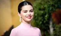 قاب متفاوت سلنا گومز در شب تولد ۳۴ سالگی‌اش