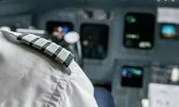 اخراج خلبان یزد ایر به دلیل سوار نکردن استاندار؟