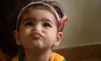 تماس این کودک شیرین زبان همه را غافلگیر کرد