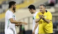 مهاجم قطر، عارف آقاسی را زد و اخراج نشد!