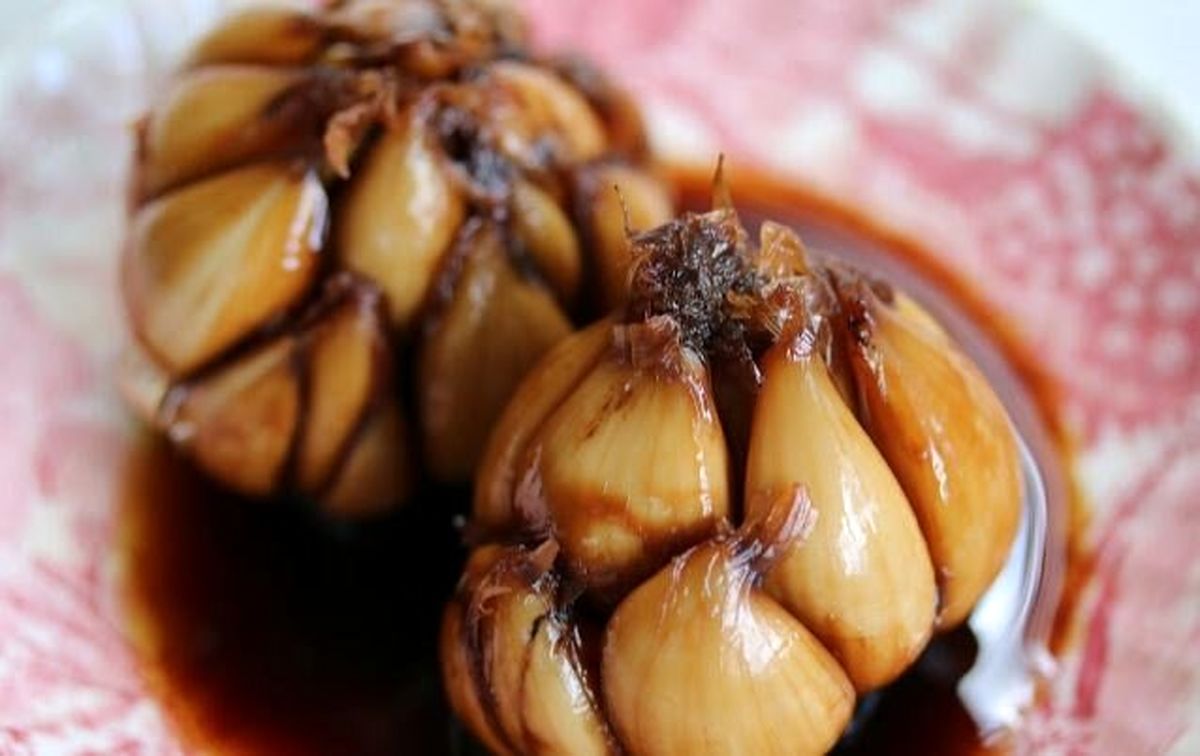   مهم‌ترین خواص سیر ترشی ۷ ساله 