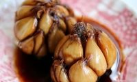 مهم‌ترین خواص سیر ترشی ۷ ساله