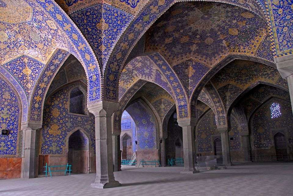 طرح جالب یک انگشتر با الهام از مسجد جامع‌ عباسی