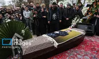 تصاویری از حضور هنرمندان در مراسم خاکسپاری حمید هیراد