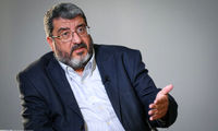 فواد ایزدی در روزنامه اصولگرا تحقیر شد