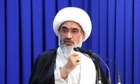 امام‌جمعه بوشهر: مخالفان برخی جشن‌ها، مخالف ابتذال‌ هستند
