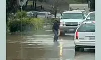 ببینید: ماهی گیری آمریکایی‌ها در میان سیل!