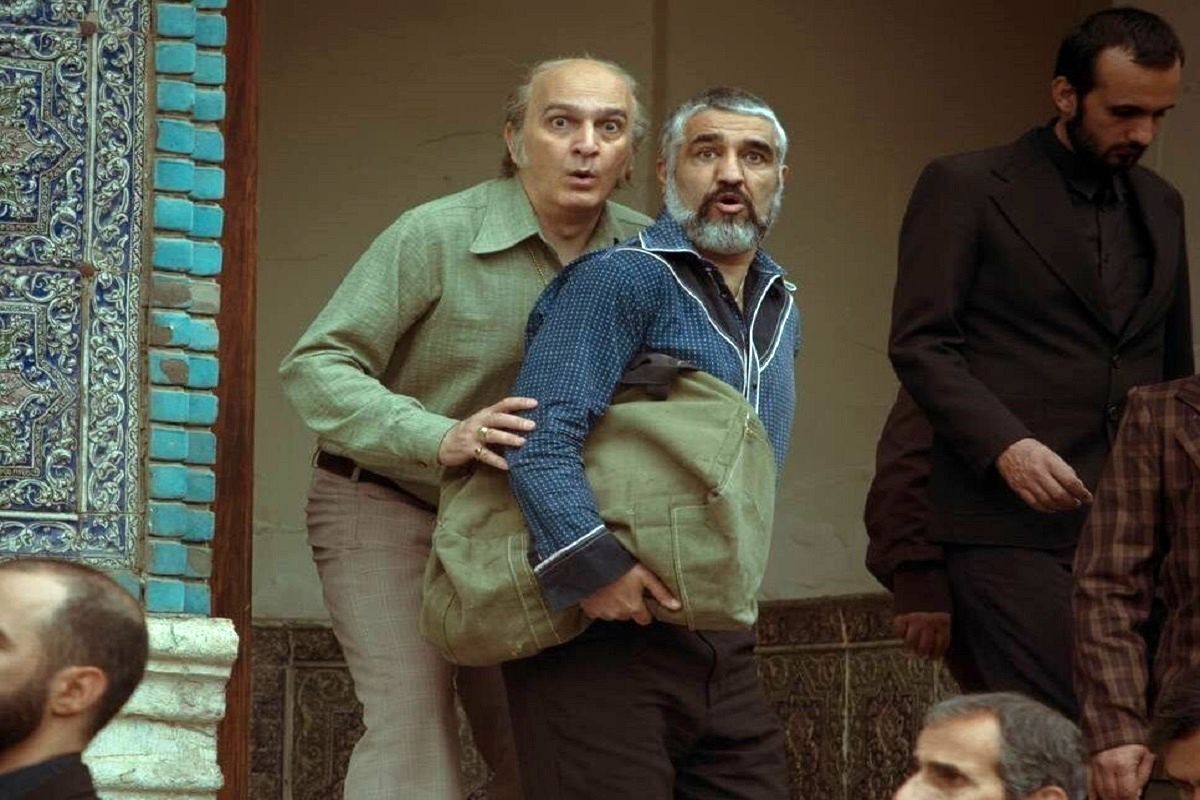 نظر بیژن بنفشه‌خواه درباره شوخی‌های فیلم آنتیک