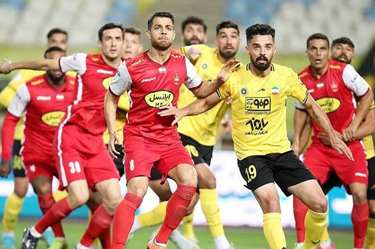 صحنه بحث‌برانگیز و جنجالی پرسپولیس - سپاهان