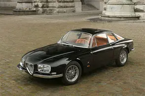 خودروی افسانه‌ای سوفیا لورن از نایاب‌ترین کلاسیک‌های جهان