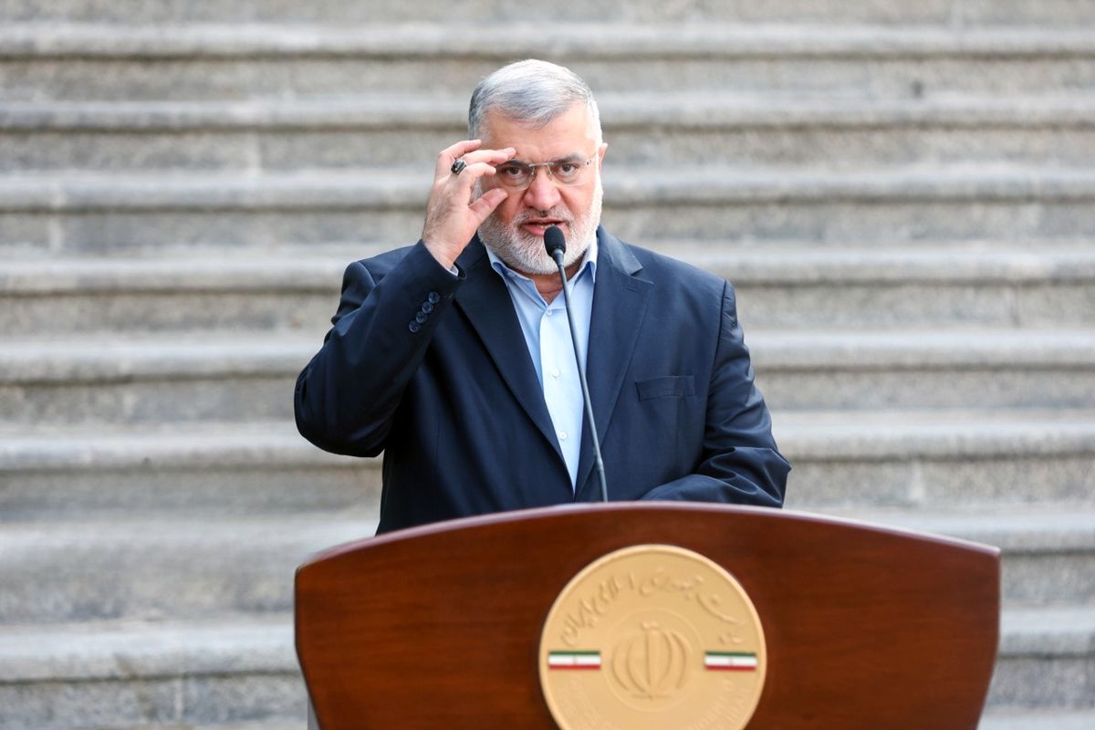 پاسخ دور از انتظار استاندار تهران درباره استادیوم آزادی