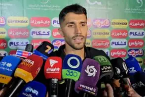 بهانه عجیب حسین حسینی از گلی که خورد هم خنده‌دارتر بود