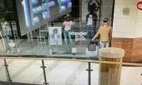 روش باورنکردنی دزد حرفه‌ای برای سرقت جواهرات