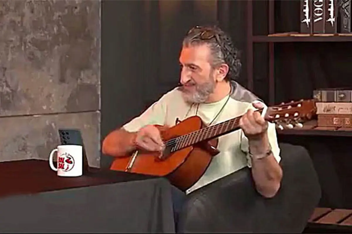 خوانندگی غافلگیرکننده یوسف صیادی در یک برنامه