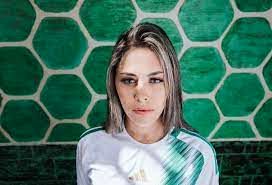 استایل خبرساز یک زن فوتبالیست در لیگ عربستان