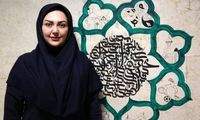 این بانوی هنرمند دیوارهای پایتخت را خط می‌زند