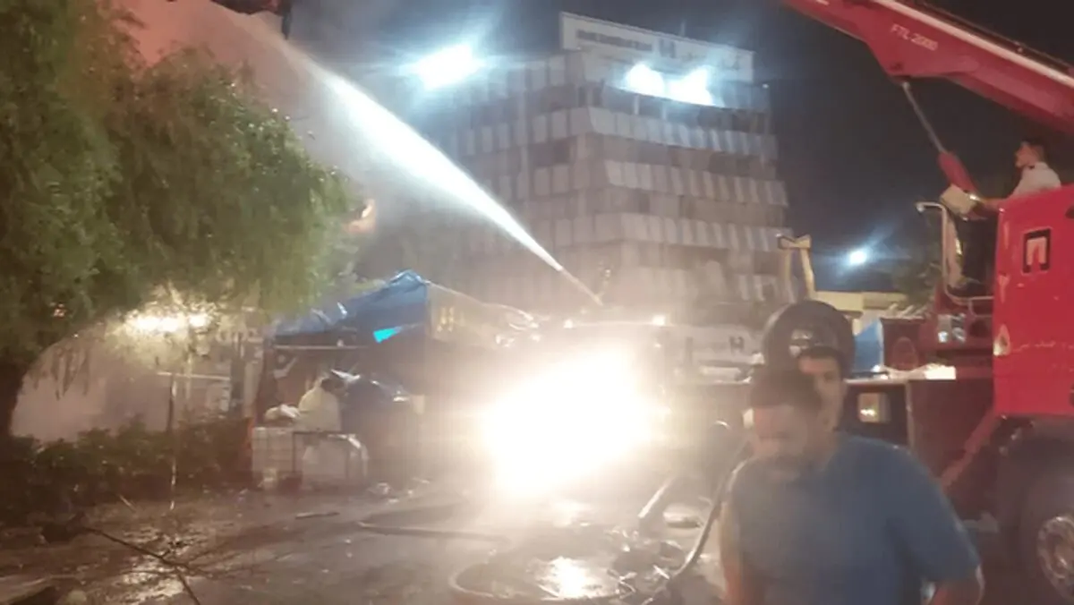 آتش‌سوزی گسترده در اطراف میدان شهرداری گرگان