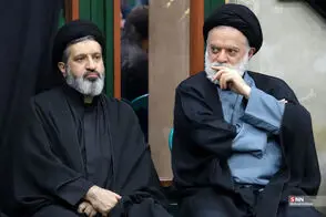 اولین تصاویر از فرزند ارشد رهبر شهید در حرم رضوی 